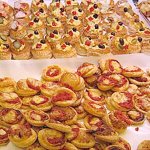 PIZZETTE E VOUL AU VENT PER CAPODANNO