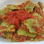 RAVIOLI VERDI AL POMODORO
